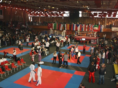 Letošní kickboxerský turnaj Christmas  Cup byl tentokrát ve sportovní hale v Chomutově